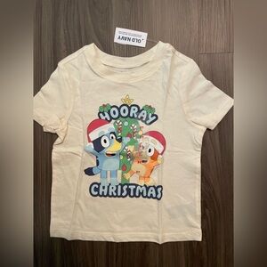 Old Navy Kids Cream and Red Bluey Short Sleeve Holiday Tee size 3T-NWT